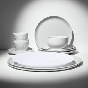 Set 6 farfurii si 6 cani opal + 6 tacamuri inox Feston - Img 4