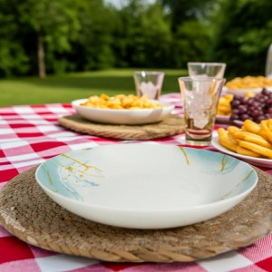 Set 6 farfurii si 6 cesti opal + 6 tacamuri inox Green - Img 2