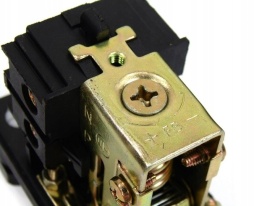 ⚙️ Presostat compresor aer cu 2 căi, cuple rapide și supapă cu reglaj al presiunii de iesire 220V 15A – XM806873 - Img 3