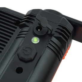 Lampă proiector LED COB 20W MaxRom V87531 cu acumulator Li-Ion, 2000 lm, IP54, încărcare la priză și auto - Img 4
