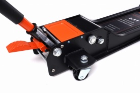 Pod cric auto hidraulic tip crocodil KraftDele KD1310, profil redus, capacitate 2,5T, înălțime ridicare 70-610 mm - Img 10