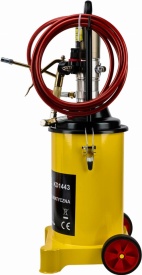 Smarownică pneumatică automată KraftDele KD1443, rezervor 12 L, cu furtun și pistol pentru ungere eficientă - Img 5