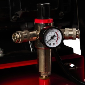 Compresor de aer cu ulei KraftDele KD1411 300L, 400V, 3 pistoane, 12,9 CP, cu separator și reductor de presiune - Img 10