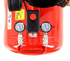 Compresor de aer cu ulei KraftDele KD408, 200L, 3 pistoane, 400V, transmisie pe curea, 8 bar, pentru atelier și aplicații intense - Img 12