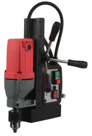 Mașină de găurit cu talpă magnetică 1200W MAR-POL M79220 – forță de prindere 13000N, mandrină 1.5-16mm, valiză transport inclusă - Img 2