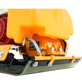 Placă compactoare unidirecțională Verke C80THC, motor 6,5 CP, 78 kg, cu roți transport și rezervor apă - Img 7