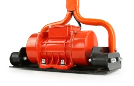Riglă vibratoare electrică pentru beton 1,5 m Mar-Pol M79497, 200 W, profil aluminiu tip L, 230 V, IP65 - Img 7