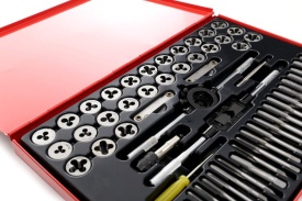 Set profesional de tarozi și filiere KraftDele KD10251, 60 piese, pentru refacerea și realizarea filetelor - Img 8