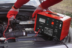 Redresor auto 12V/24V MaxRom VC-60, 30A, pentru acumulatori plumb-acid 120-350Ah, cu ampermetru și protecții integrate - Img 12
