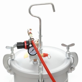 Agregat de vopsire pneumatic 8L KraftDele KD1653 cu rezervor din aluminiu, regulator de presiune și manometru - Img 10