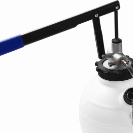 Pompa manuală de ulei KraftDele KD12500, rezervor 7,5L, cu set adaptor ATF și valiză pentru umplere transmisii automate - Img 5