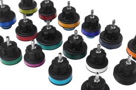 Trusă profesională pentru testarea etanșeității sistemului de răcire KraftDele KD12501 – 28 piese, Manometru 0-2.5 bar, Adaptor universal, Set complet - Img 11