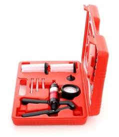 Pompă de vid manuală KraftDele KD10515 cu manometru, furtunuri și adaptoare pentru testare vacuum și aerisire sisteme auto - Img 4
