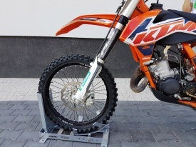 Stativ transport motocicletă Mar-Pol M80180 cu reglaj pentru fixarea roții, montaj pe remorcă, dubă, platformă sau în garaj - Img 7