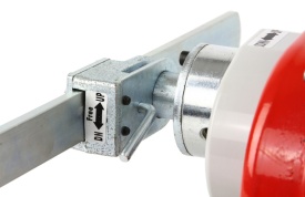 Troliu manual cu sufă 500kg MAR-POL M80745 – lungime cablu 40m, diametru 6.3mm, cârlig cu siguranță - Img 9