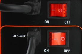 Redresor invertor auto Mar-Pol BC-600 cu funcție de pornire 12V/24V, încărcare rapidă și curent maxim 600A - Img 9