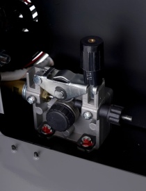 Aparat de sudură invertor KraftDele KD1884 MIG/MMA/TIG 250A, 230V, pentru atelier, garaj și lucrări universale - Img 9