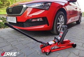 Cric hidraulic auto VERKE 2,5T cu profil redus, roți de transport și tampon din cauciuc, pentru mașini joase - Img 10
