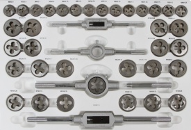 Set profesional de filetat și tarodat Mar-Pol BJC, 110 piese, cu tarozi, filiere și accesorii în valiză metalică - Img 3