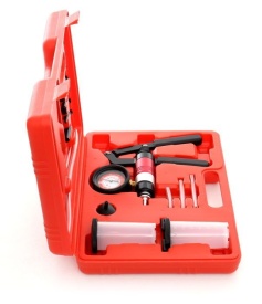 Pompă de vid manuală KraftDele KD10515 cu manometru, furtunuri și adaptoare pentru testare vacuum și aerisire sisteme auto - Img 5
