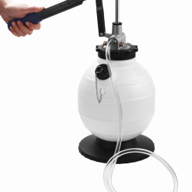 Pompa manuală de ulei KraftDele KD12500, rezervor 7,5L, cu set adaptor ATF și valiză pentru umplere transmisii automate - Img 4
