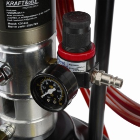 Smarownică pneumatică automată KraftDele KD1443, rezervor 12 L, cu furtun și pistol pentru ungere eficientă - Img 11