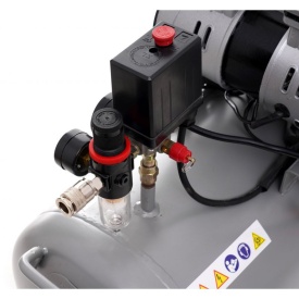 Compresor de aer pentru stomatologie ultra-silentios 8 bari 911l/min rezervor de 100L si o putere de 4500W – Kraft&Dele