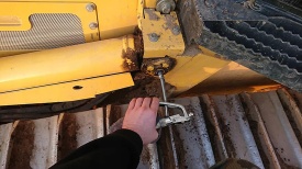 Pompa pneumatică de gresare Verke 15L cu furtun 4 m, presiune max. 40 MPa, pentru ungere profesională în atelier și service auto - Img 11