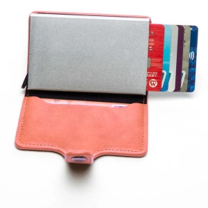 Портфейл iUni P2, RFID, слот за 6 карти, шоколадово кафяво - Img 9