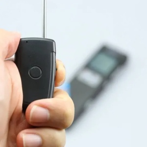 iUni REP308 Мини цифров видеорекордер, 8GB, безжичен микрофон, FM радио/MP3 плейър, гласово активиране - Img 6