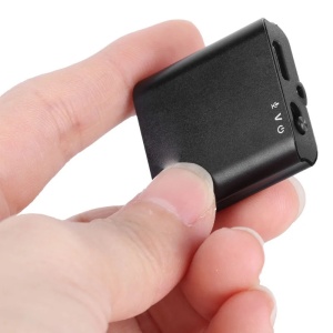 iUni Q63 Mini-Spionage-Recorder, 32 GB, magnetisch, sprachgesteuert, MP3-Player