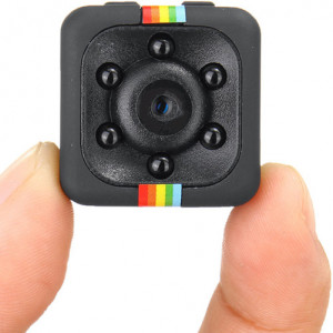 iUni SQ11 Mini-Spionagekamera, Full HD 1080p, Audio-Video, Nachtsicht, TV-Ausgang, Schwarz - Img 2