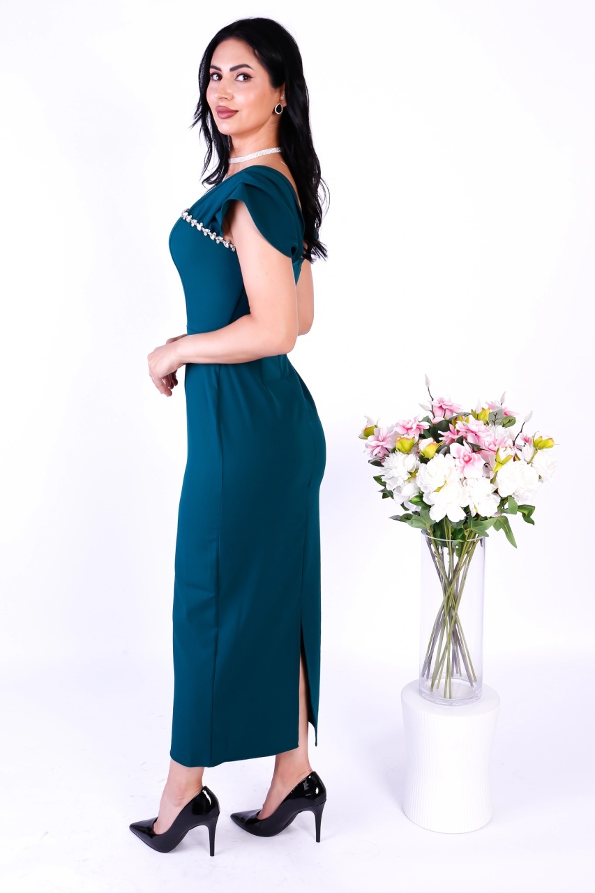 Rochie damă lungă verde, accesorizată cu pietricele - 1 | YEO