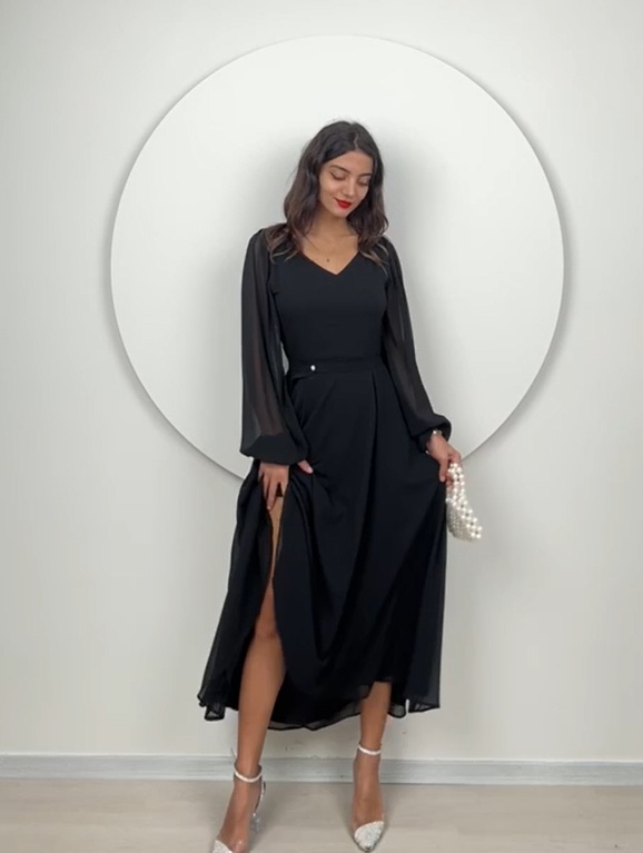 Rochie eleganta cu maneci din dantela neagra