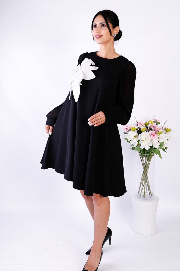 Rochie Neagra Elegantă cu Mâneci Plisate și Fundă Alba - 2 | YEO
