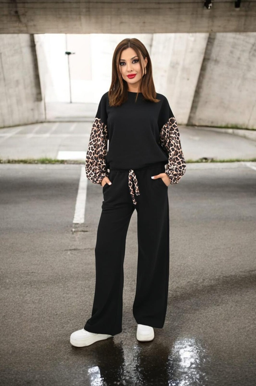 Compleu dama cu imprimeu animal print
