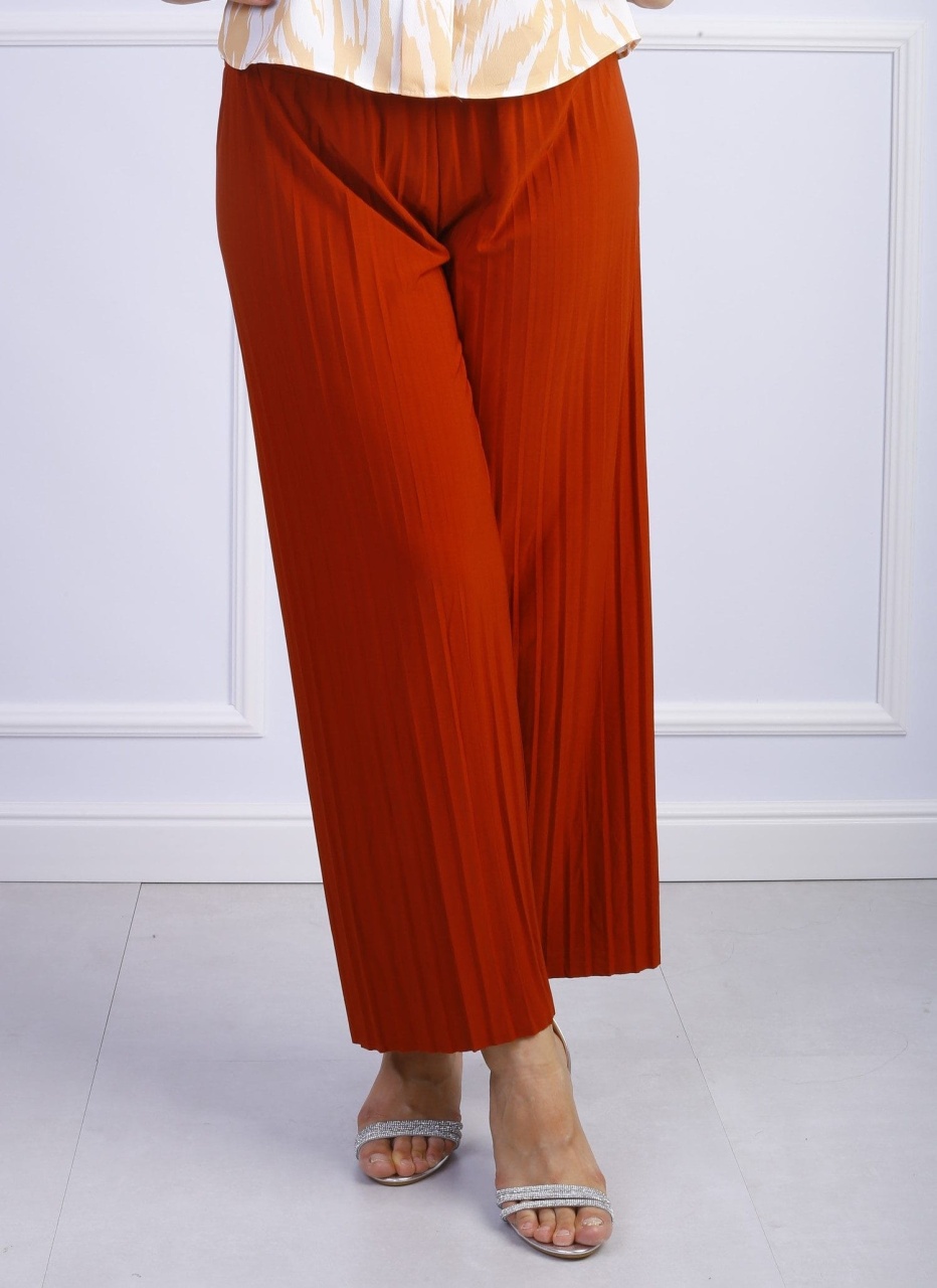 Pantaloni dama evazati cu pliuri - 1 | YEO