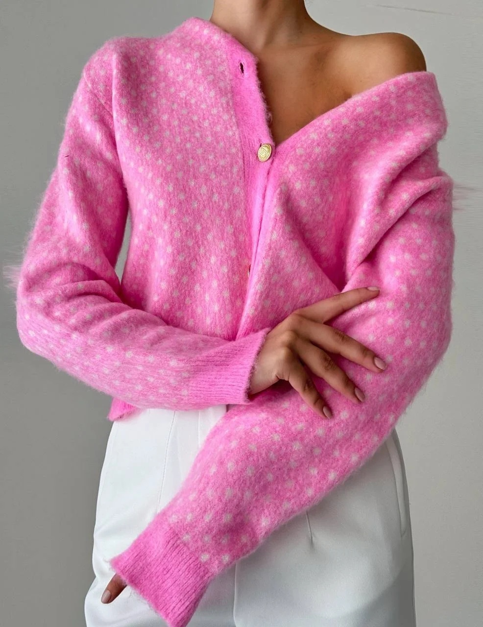 Cardigan dama tricotat cu nasturi aurii