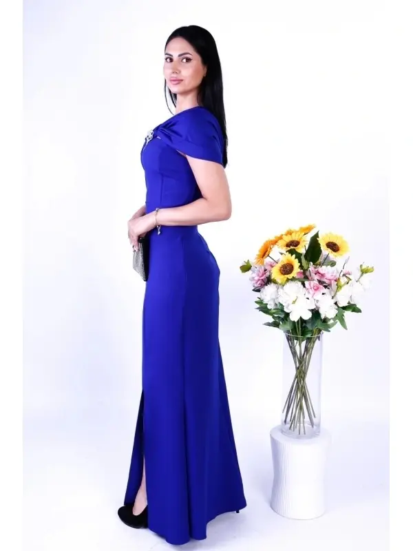 Rochie Albastra Elisee Elegantă Lungă cu Broșă – Stil Glamour
