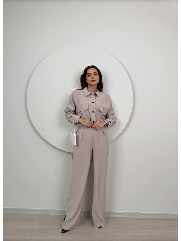 Compleu casual damă Erika gri cu bluza lejeră și pantaloni comozi