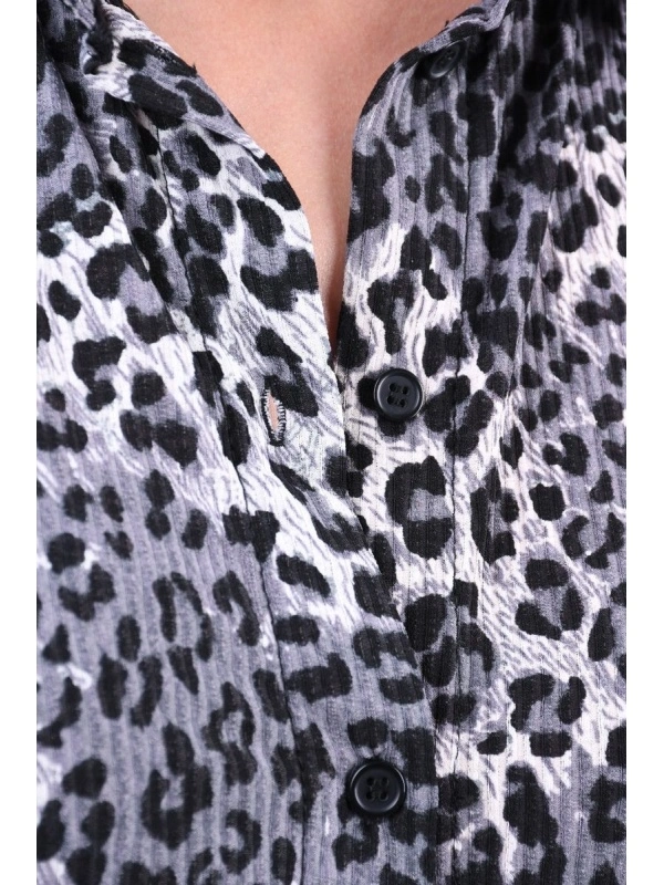 Rochie scurtă animal print elegantă – stil modern și feminin