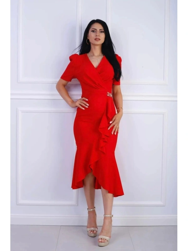 Rochie midi roșie elegantă cu detalii metalice – stil rafinat
