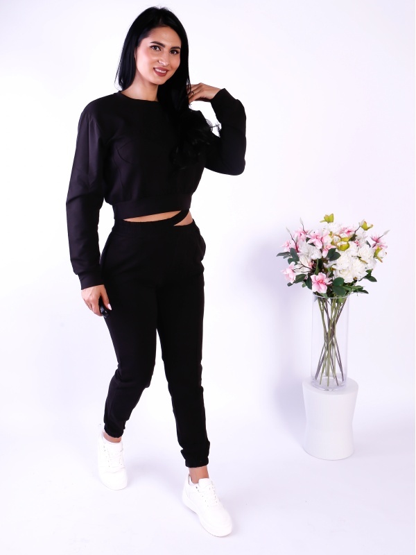 Compleu dama negru sport cu bluza crop si pantaloni jogger