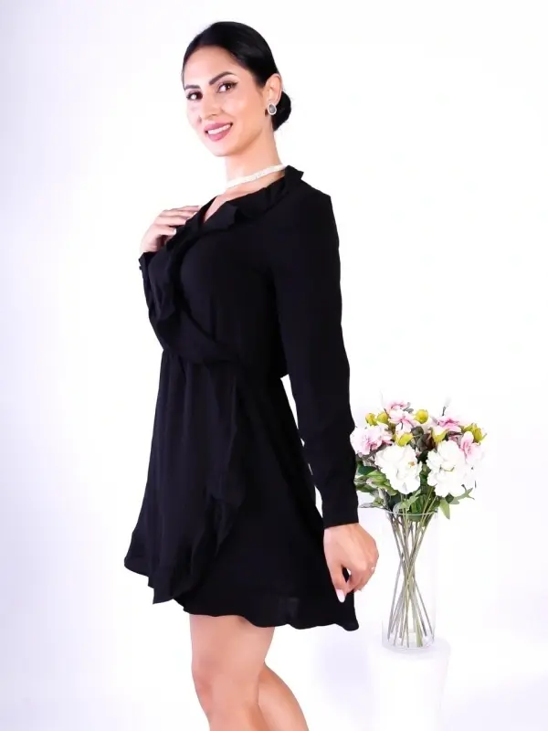 Rochie Object damă neagră scurtă cu mâneci lungi și croială lejeră