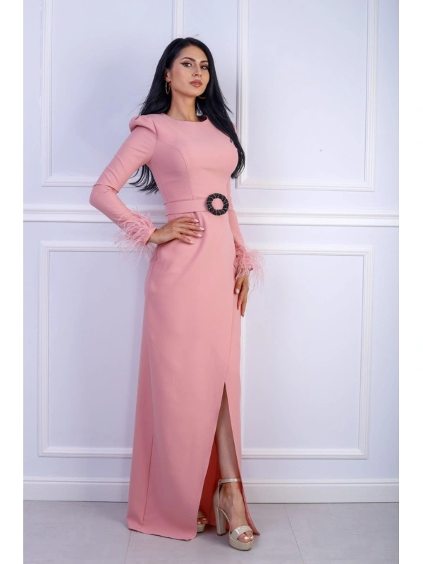 Rochie dama eleganta CARLA roz pudra accesorizata la maneci si bust