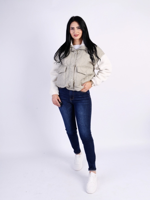 Jachetă damă scurtă crem de iarnă cu mâneci din material pufos - Img 5