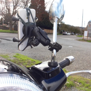 RAM® X-Grip® Phone Mount with RAM® Torque™ Small Rail Base - Short - Img 3