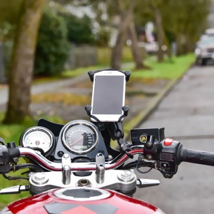 RAM® X-Grip® Large Phone Mount with Handlebar U-Bolt Base - Medium - Img 5