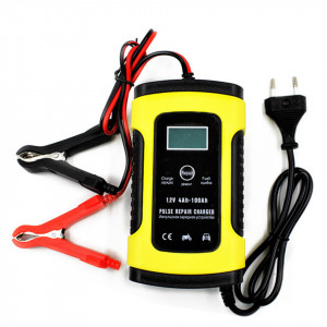 Redresor smart acumulatori auto - moto ,12V, 4ah-100ah cu display , 6A viteza maxima incarcare , inteligent , functie de reparare acumulator prin impulsuri si posibilitate incarcare baterie direct pe masina, inclusiv cu start -stop