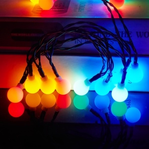 Ghirlandă Luminoasă Solară, 5 metri 20 LED – Bile Colorate RGB, pentru Exterior și Interior, TMYB21913 - Img 6